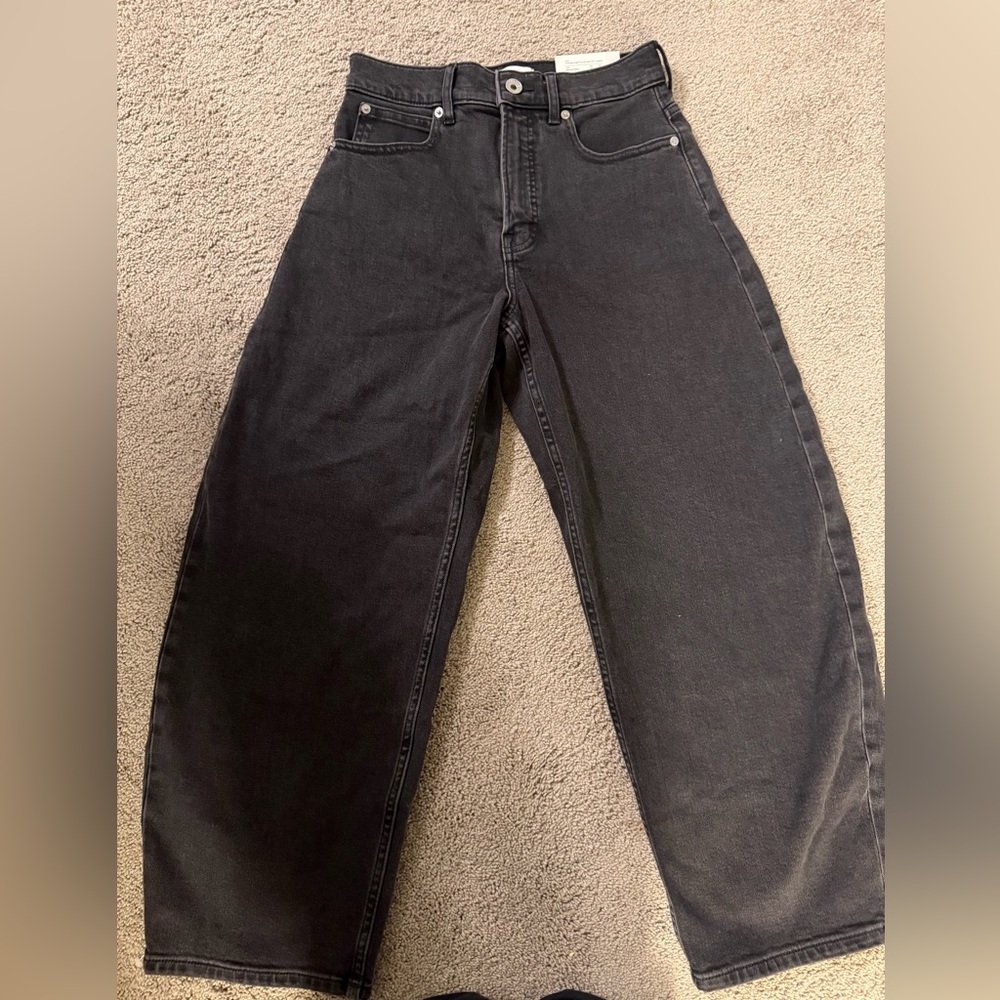 Everlane way high curve Jean size 26 brand new
